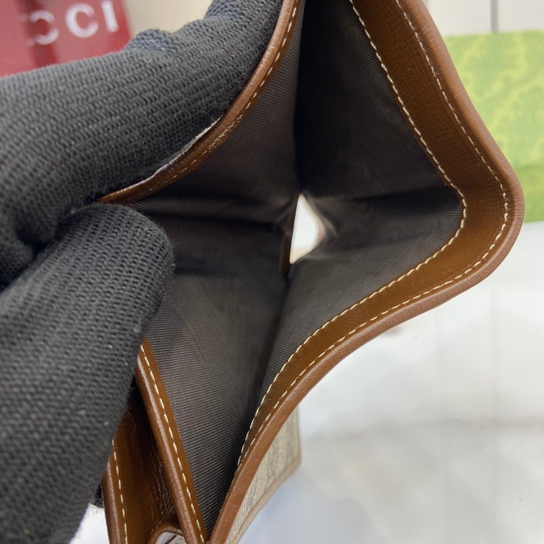 Wallet7