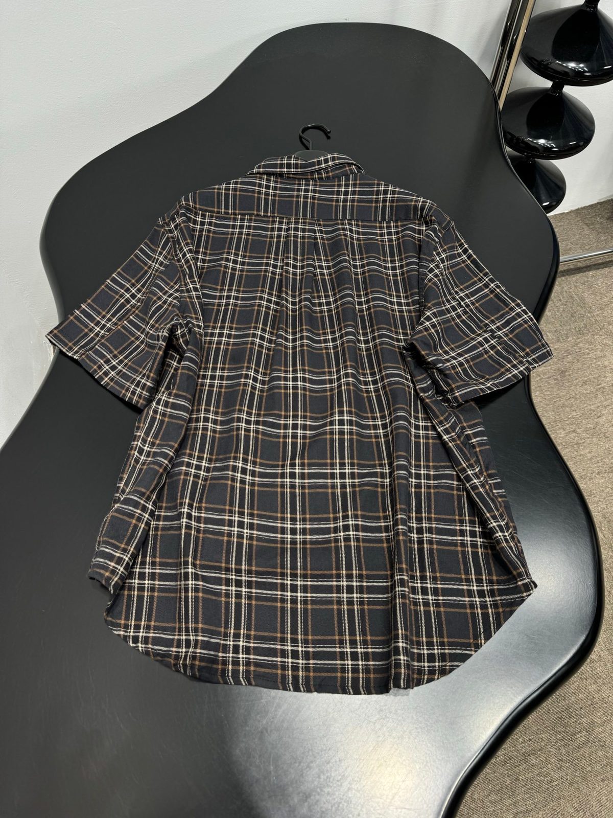 Men's Plaid Short Sleeve Button-Up Shirt