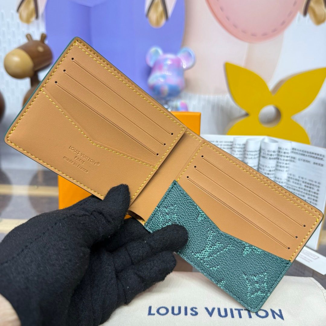 Louis Vuitton Damier Ebene Card Holder Wallet