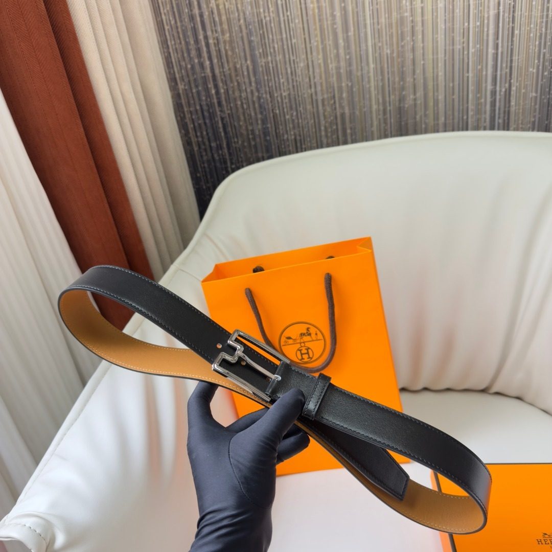 Hermès Reversible Black Leather Belt