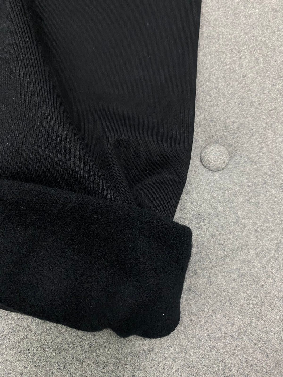 Black Ribbed Crewneck Sweatshirt with Drawstring