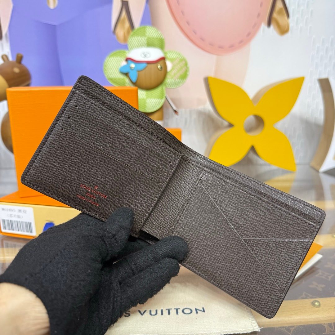 Louis Vuitton Damier Ebene Bifold Wallet