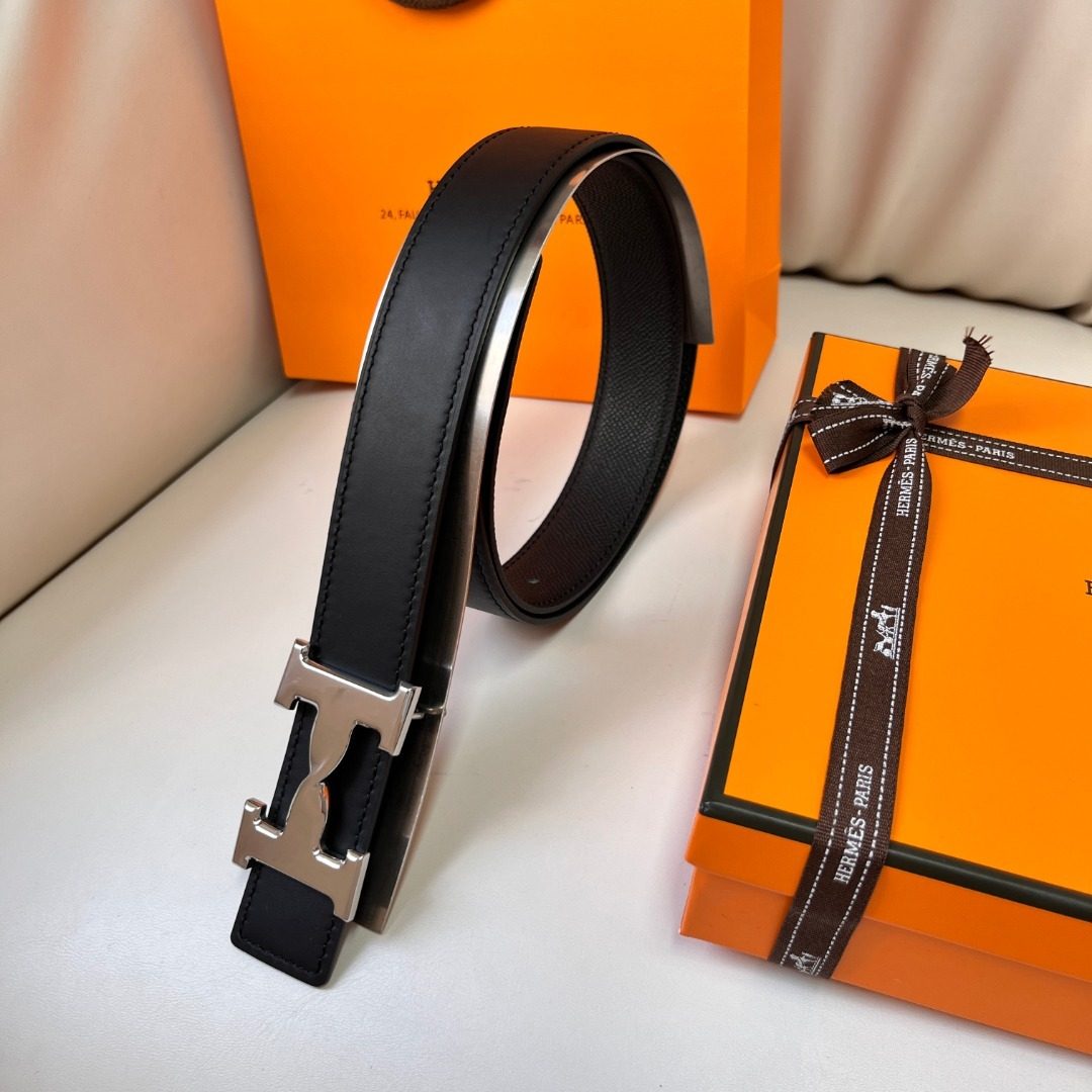 Hermès H Buckle Reversible Leather Belt