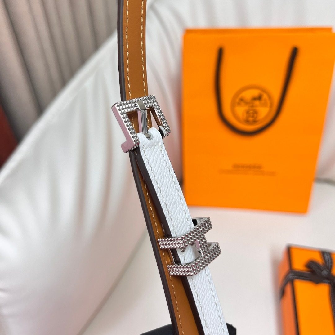 Hermès Reversible Leather Belt with H Buckle