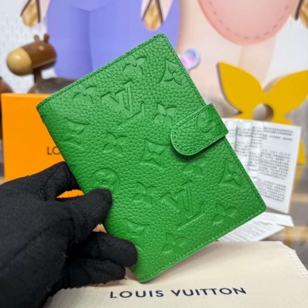 Louis Vuitton Monogram Empreinte Leather Notebook Cover