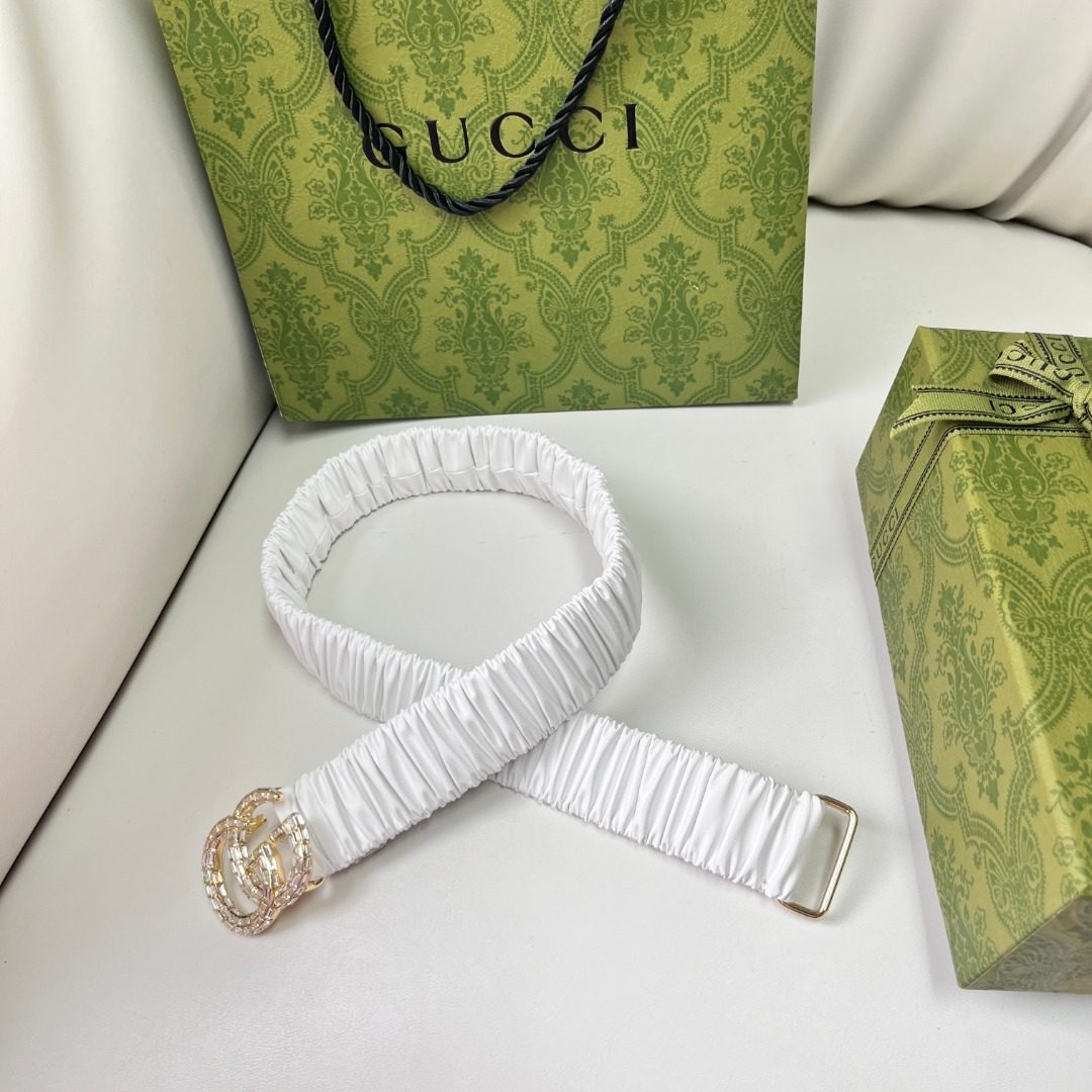 Gucci GG Marmont Ruched White Leather Belt