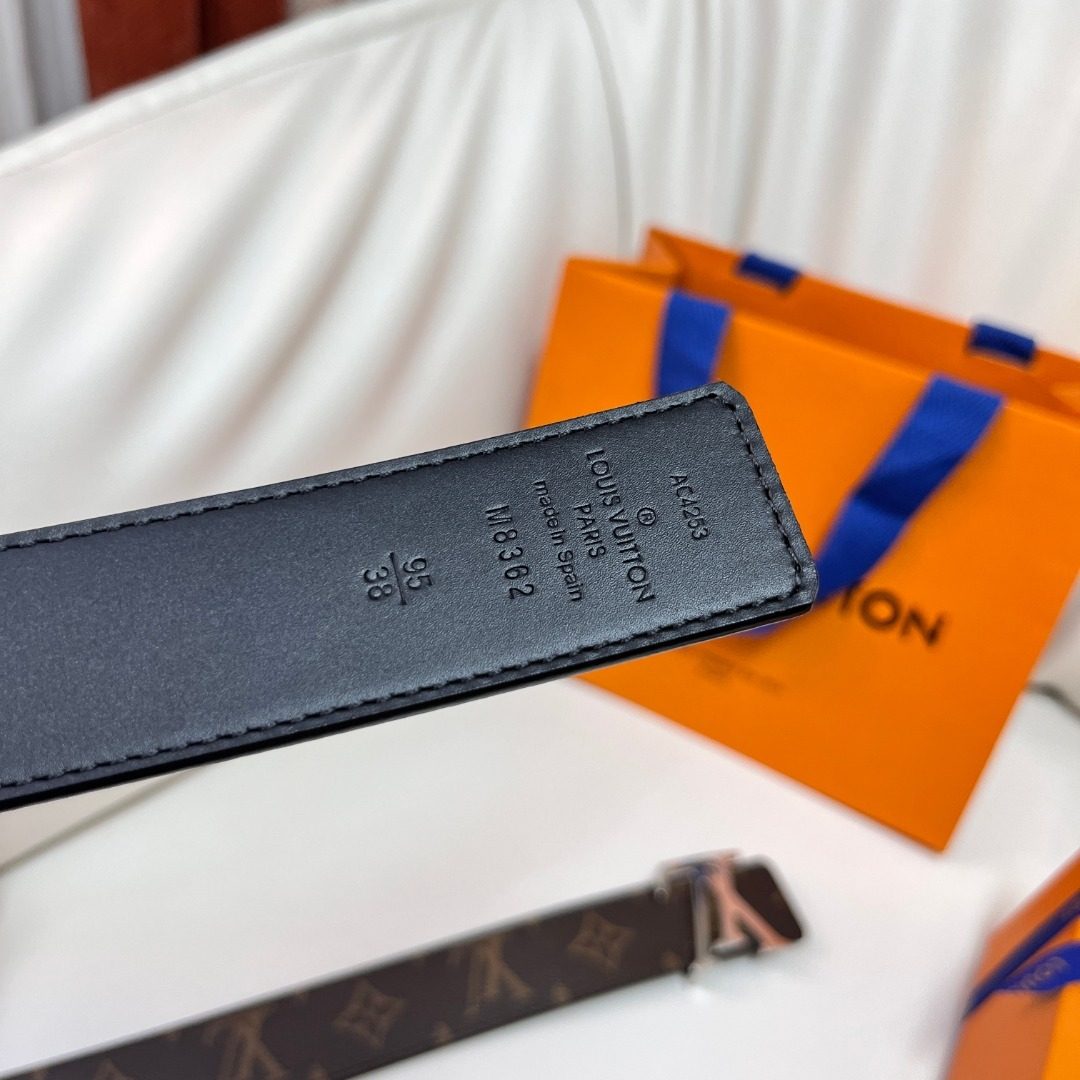 Louis Vuitton Monogram Canvas Leather Belt
