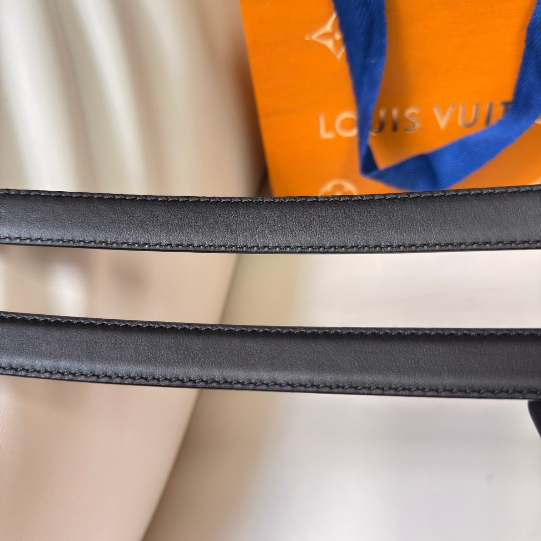 Louis Vuitton Damier Leather Belt