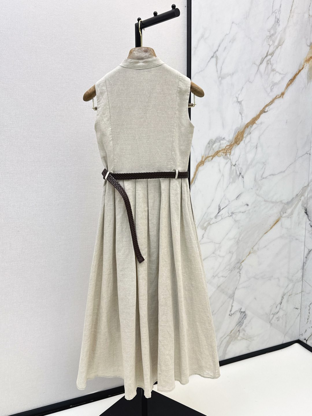 Sleeveless Linen Collared Shirt Dress