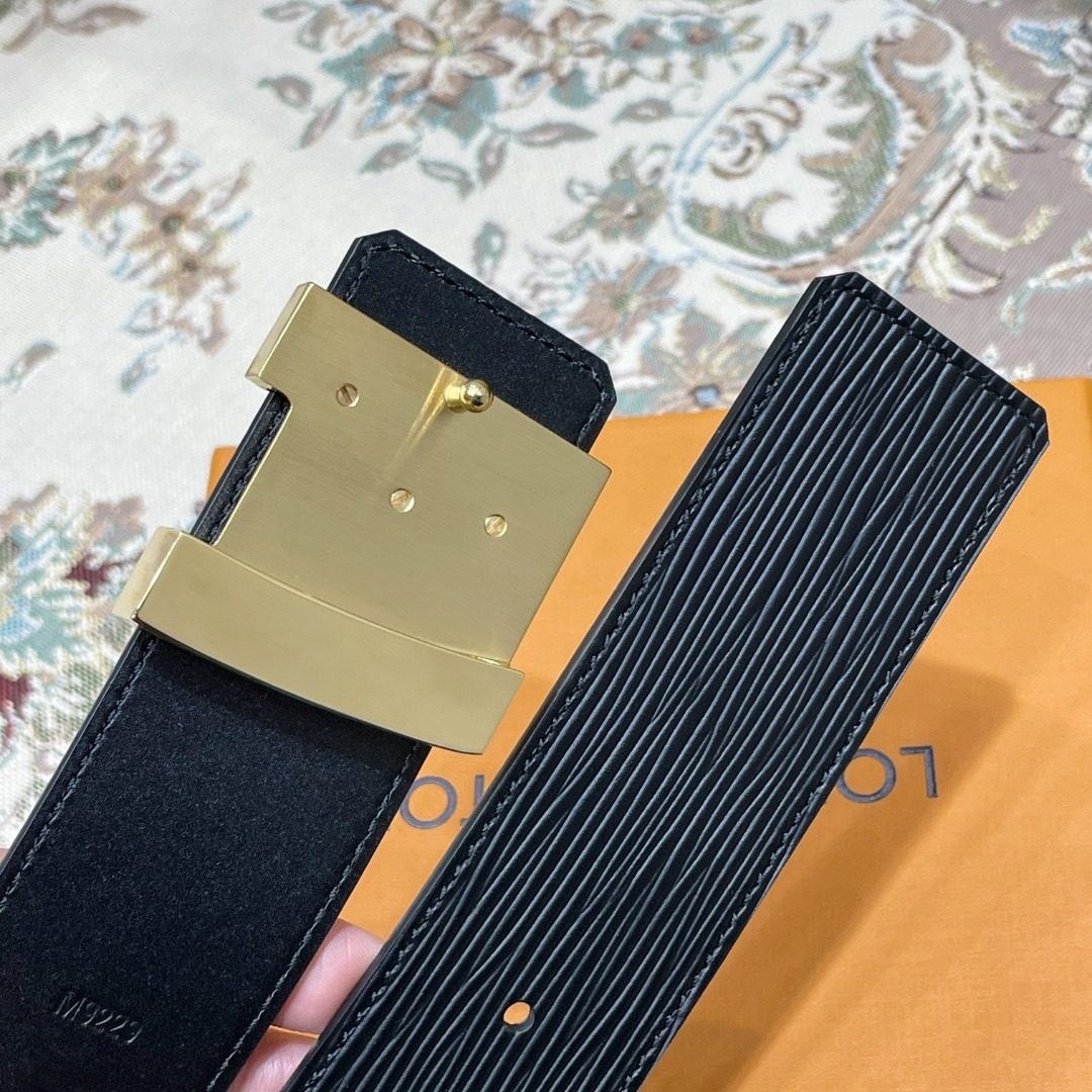 Louis Vuitton Epi Leather Belt Gold Buckle