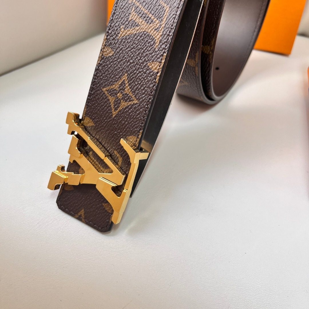 Louis Vuitton Monogram Canvas Leather Belt