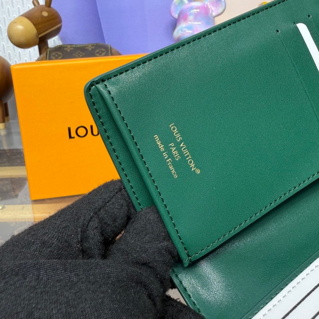 Louis Vuitton Epi Leather Wallet