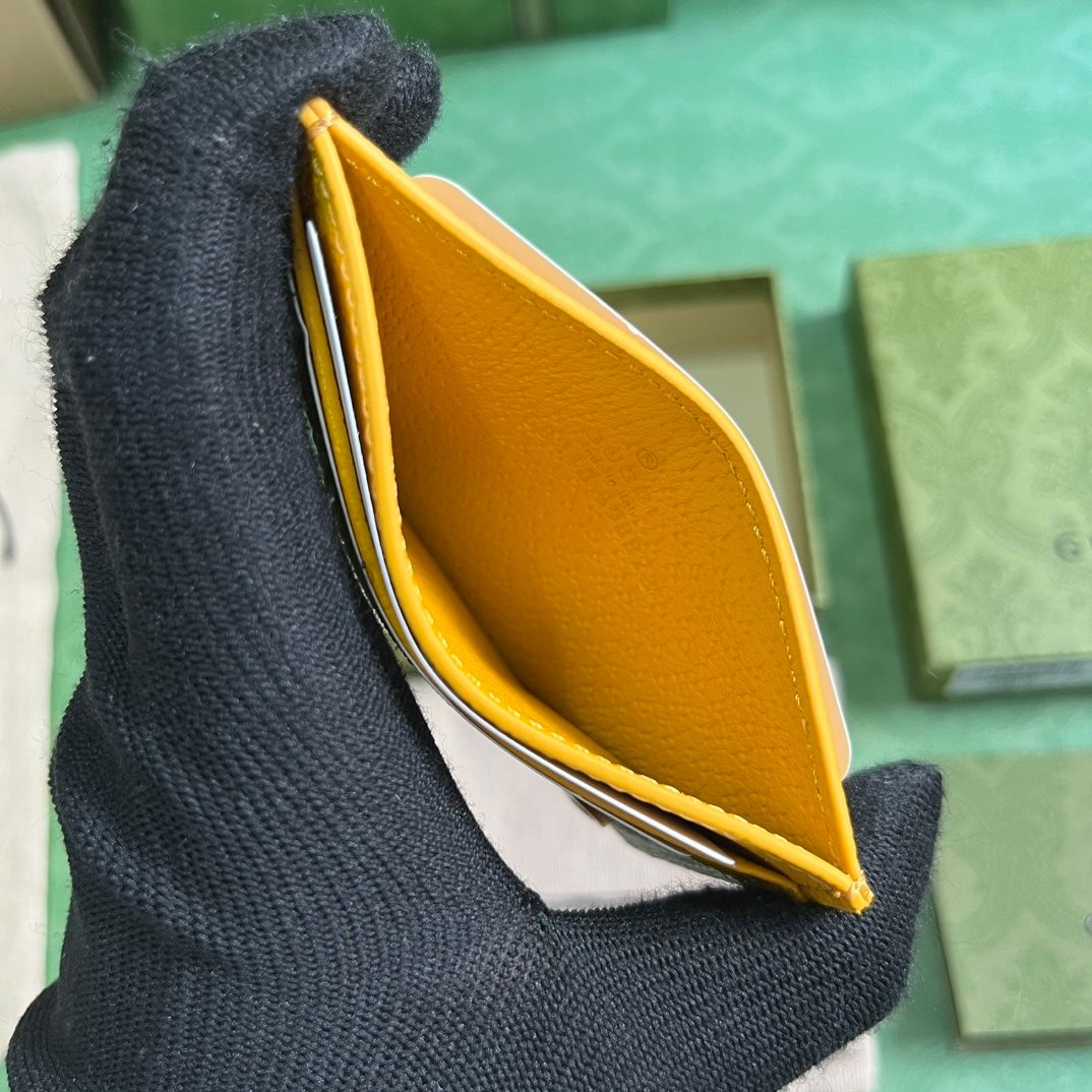 Wallet8