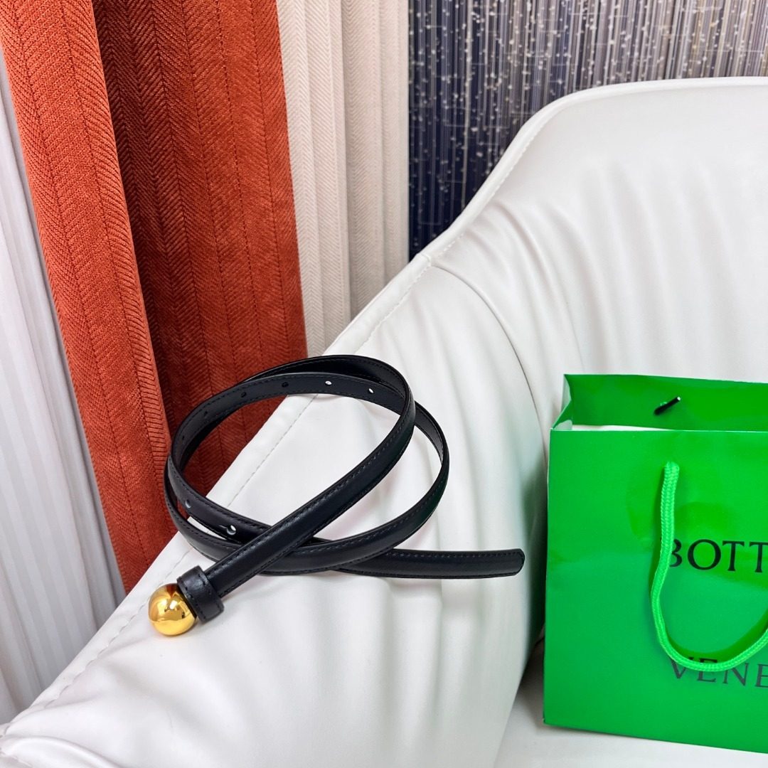 Bottega Veneta Black Leather Wrap Belt