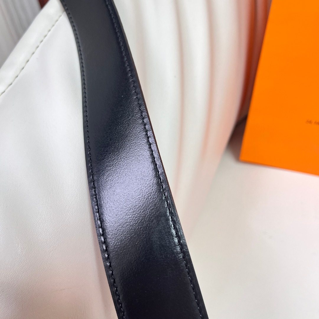 Hermès Reversible Leather Belt with Gold Buckle