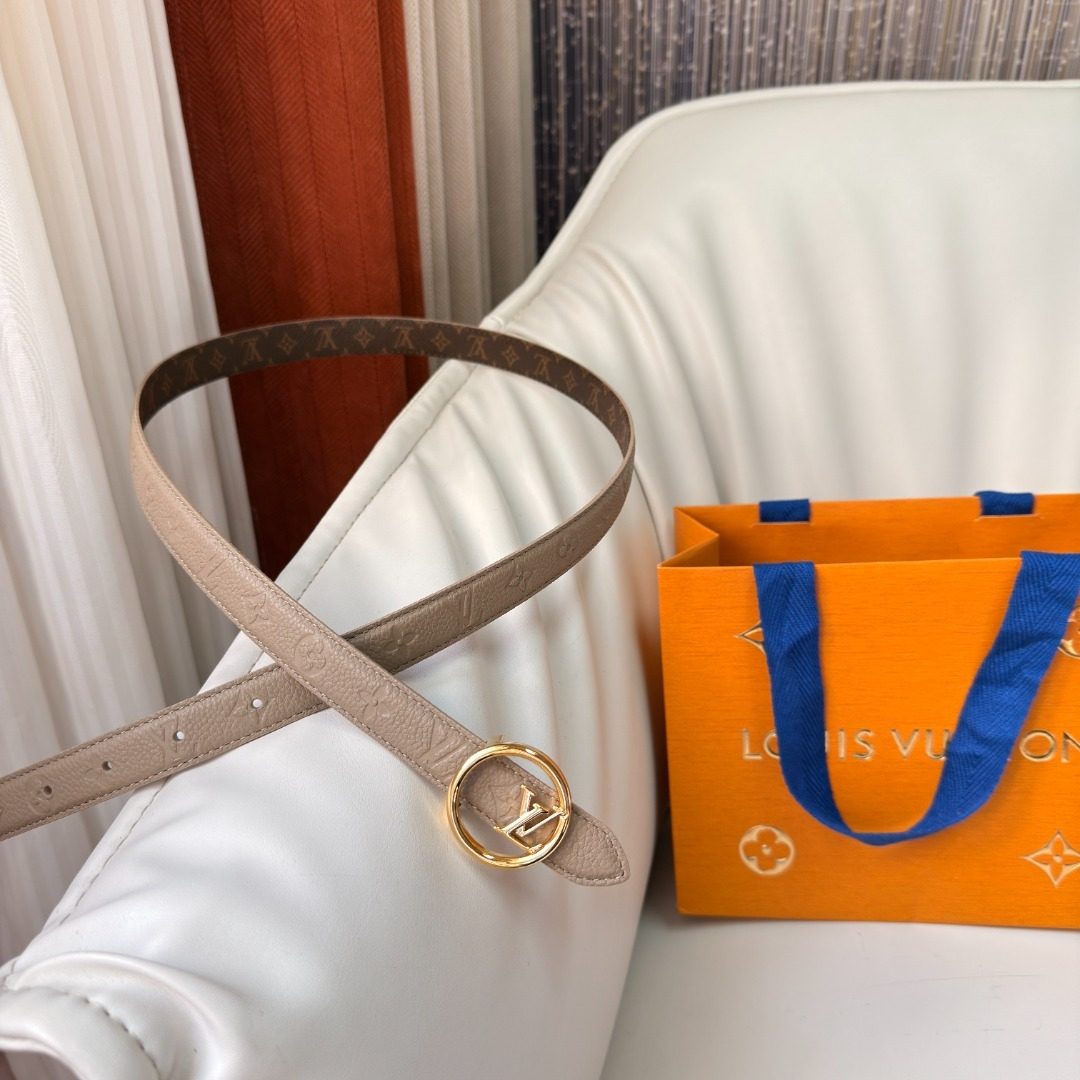 Louis Vuitton Monogram Canvas Shoulder Bag