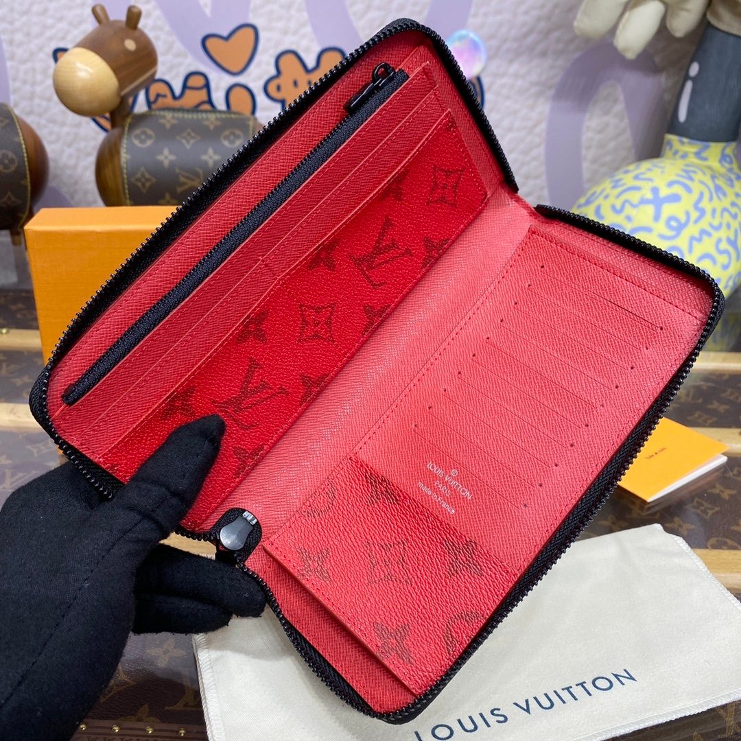 Louis Vuitton Epi Leather Zippy Wallet Red