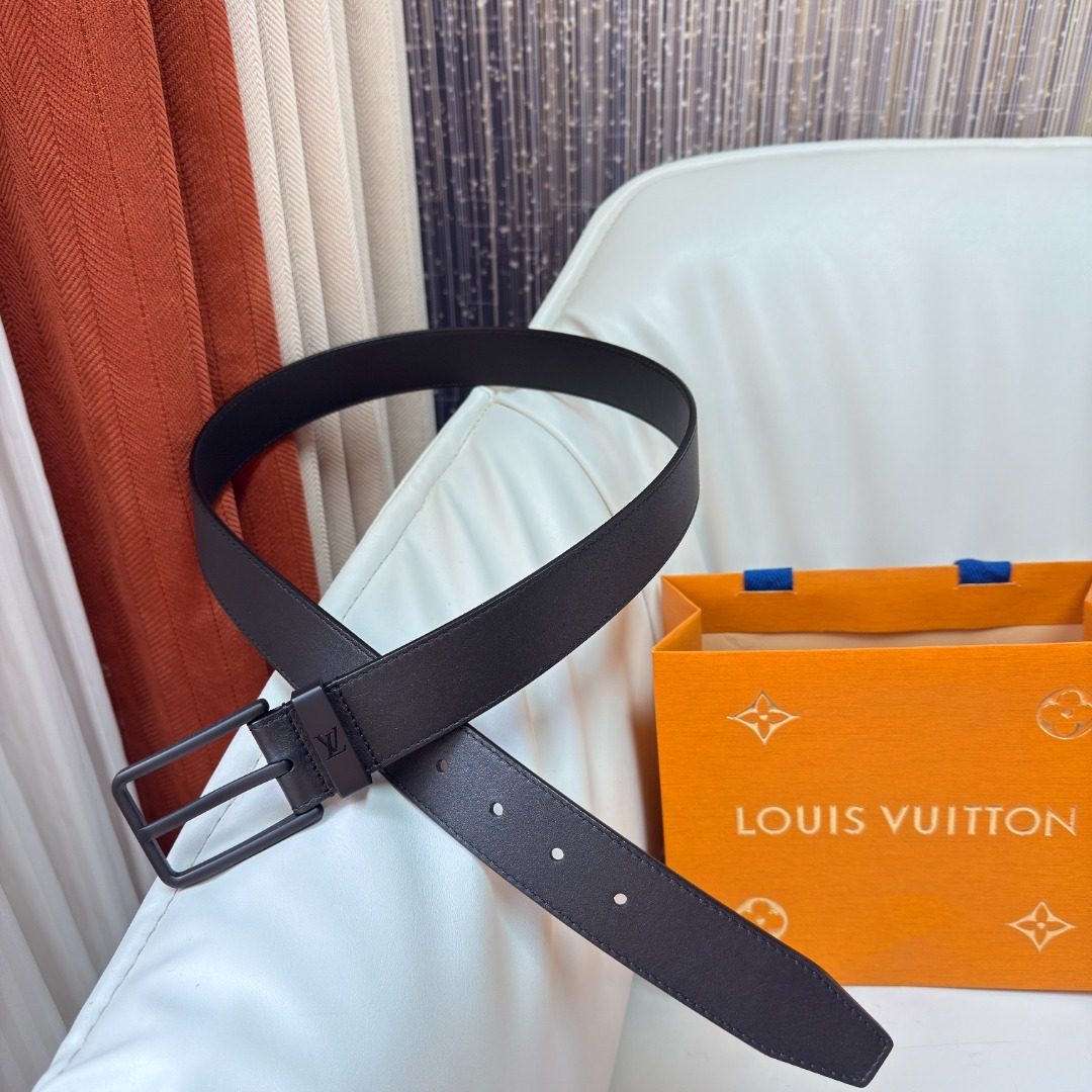 Louis Vuitton Damier Black Leather Belt