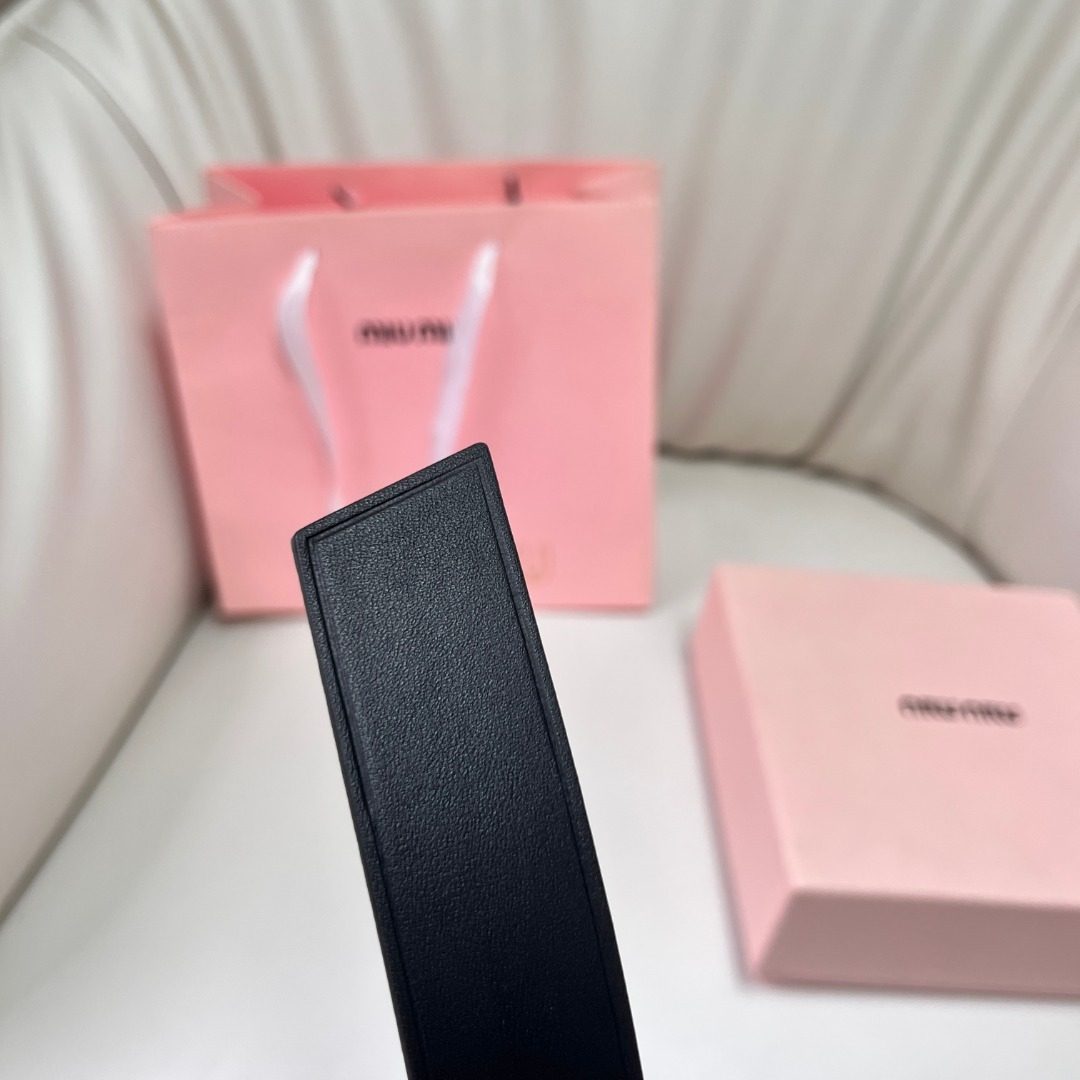 Miu Miu Leather Belt