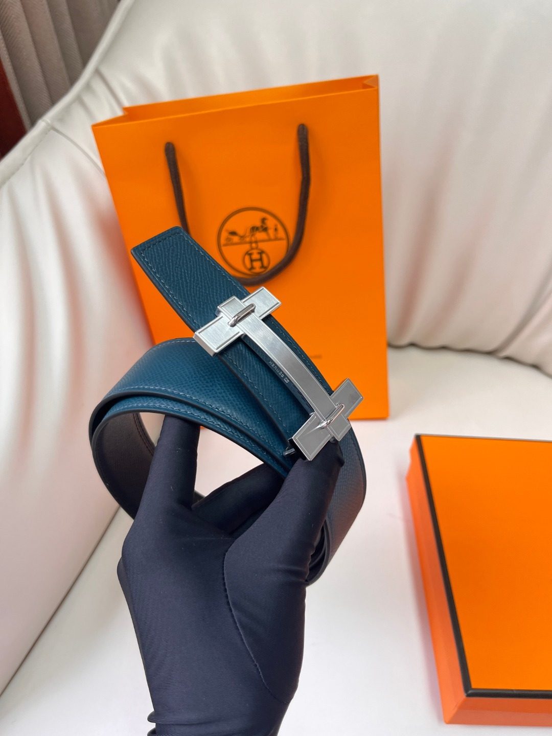 Hermès Constance H Reversible Leather Belt