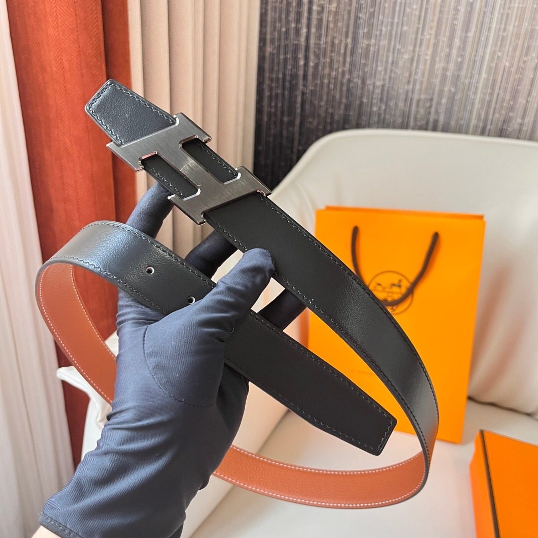Hermès Reversible Leather H-Buckle Belt