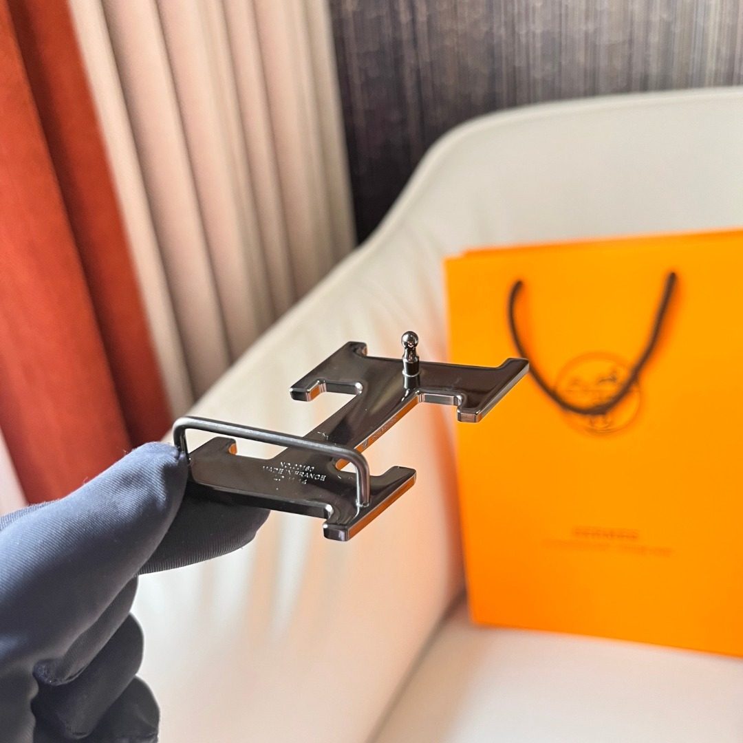 Hermès Reversible Leather Belt