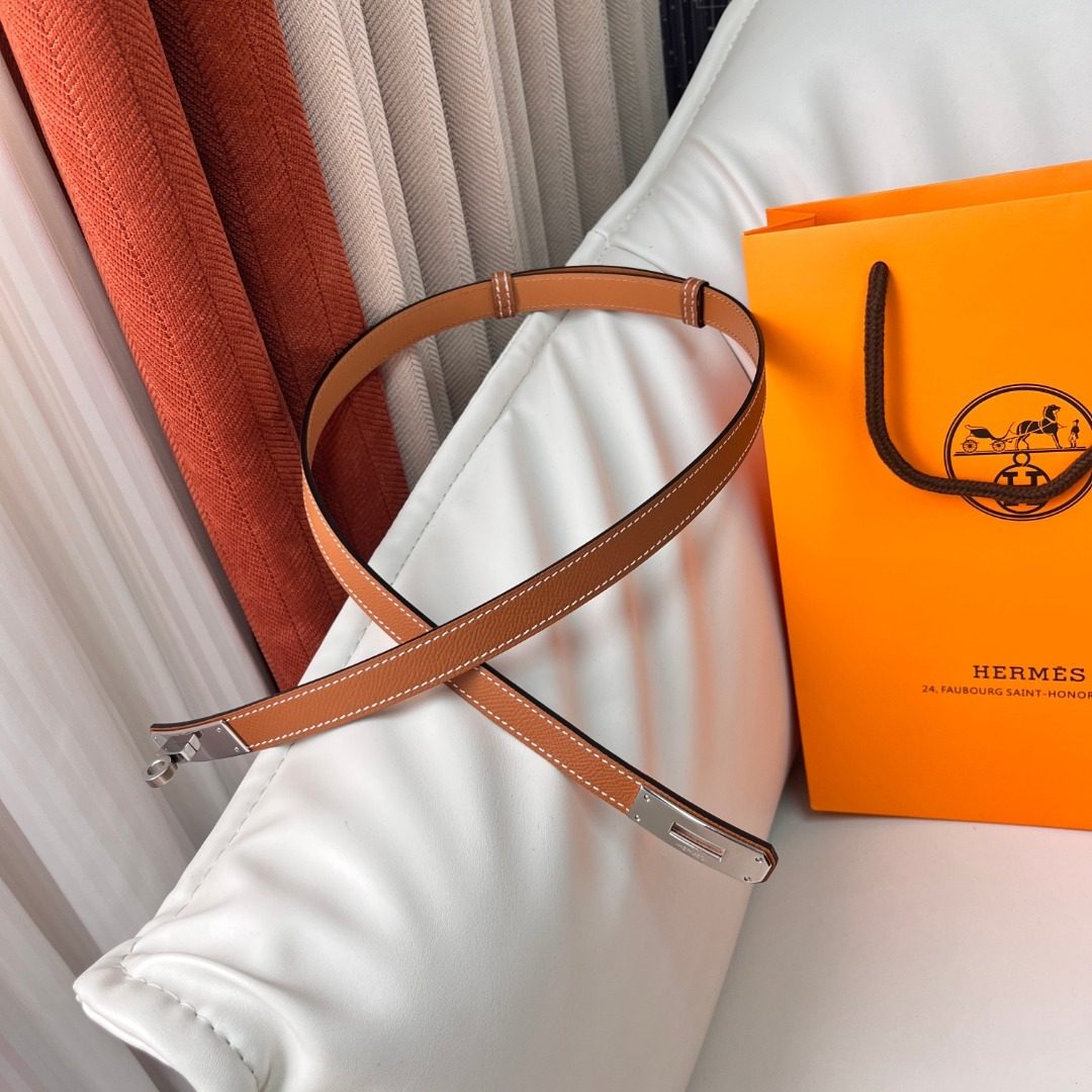 Hermès Leather Shoulder Bag with Brown Strap