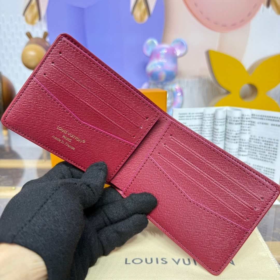 Louis Vuitton Epi Leather Bifold Wallet