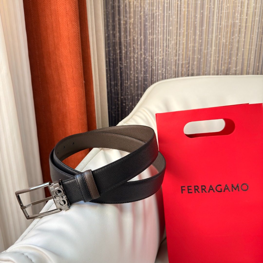 Ferragamo Black Leather Adjustable Belt