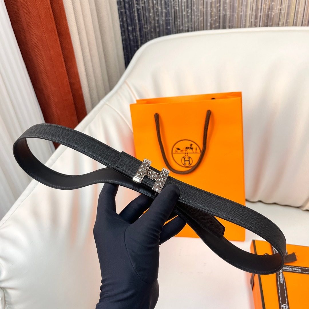 Hermès Studded Black Leather Belt