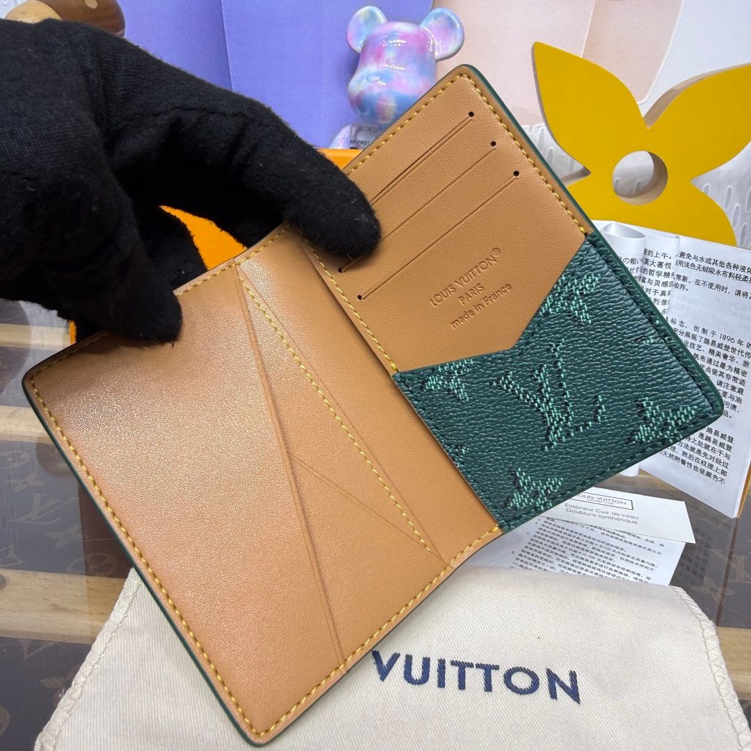 Louis Vuitton Damier Ebene Card Holder Wallet
