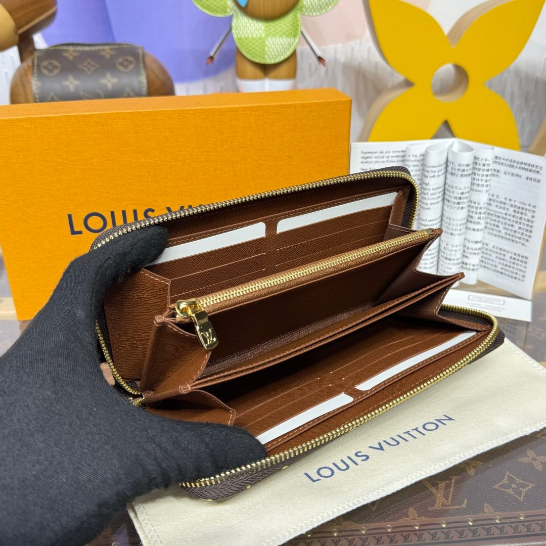 Louis Vuitton Monogram Zippy Wallet Brown