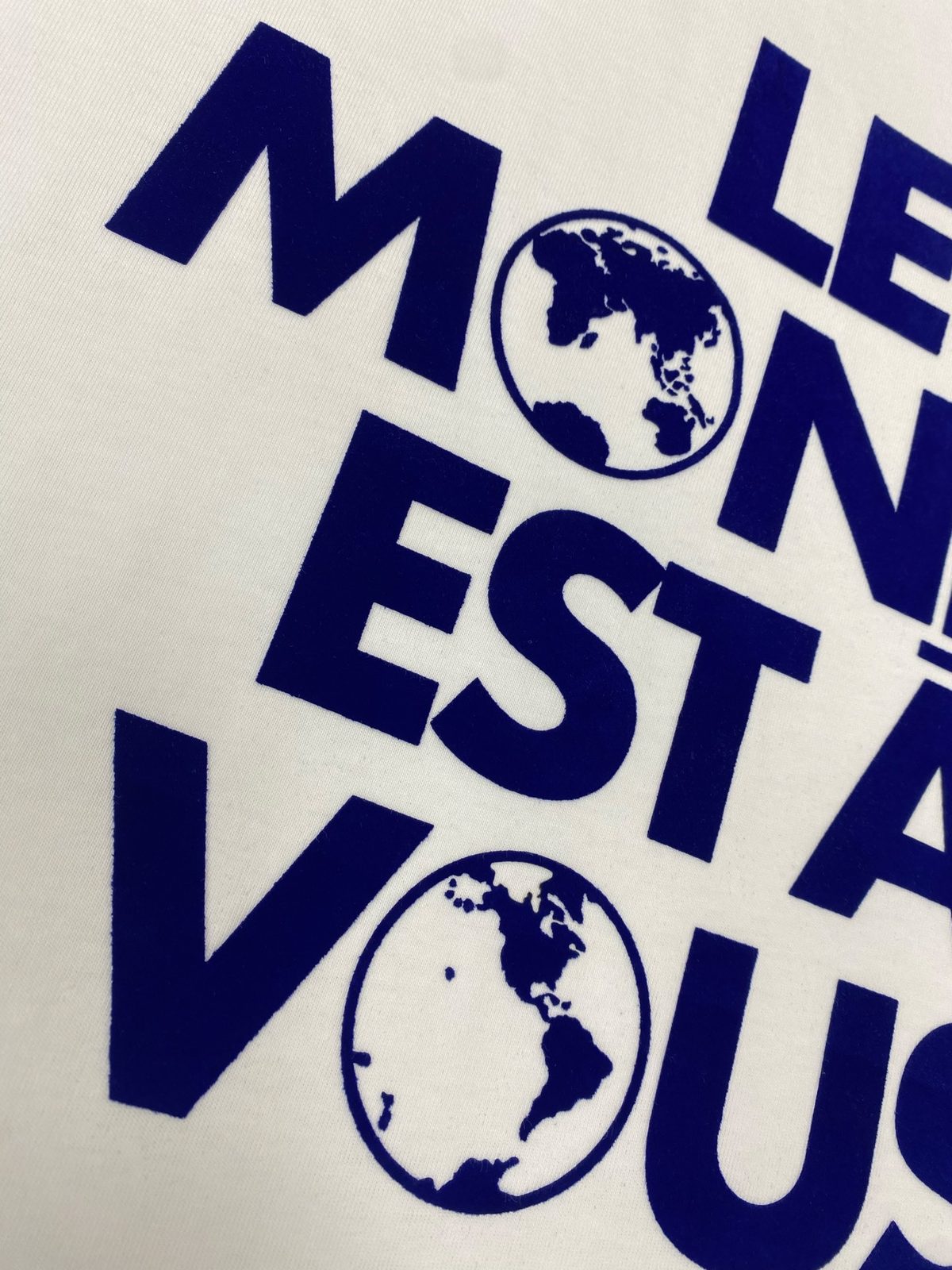Le Monde Est À Vous Globe Print T-Shirt