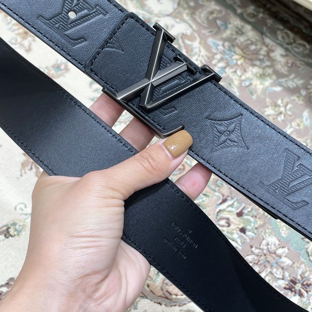Louis Vuitton Monogram Canvas Leather Belt