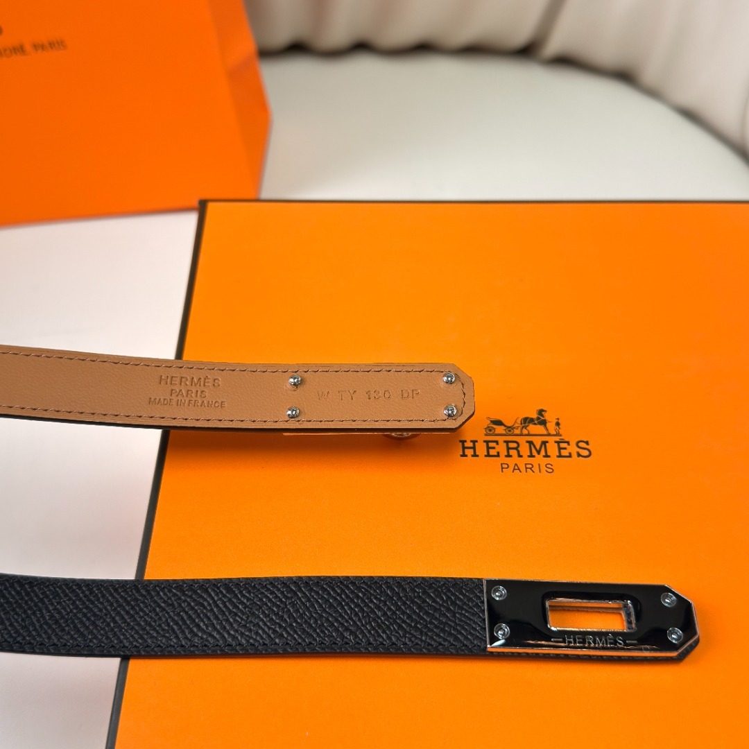 Hermès Leather Reversible Belt