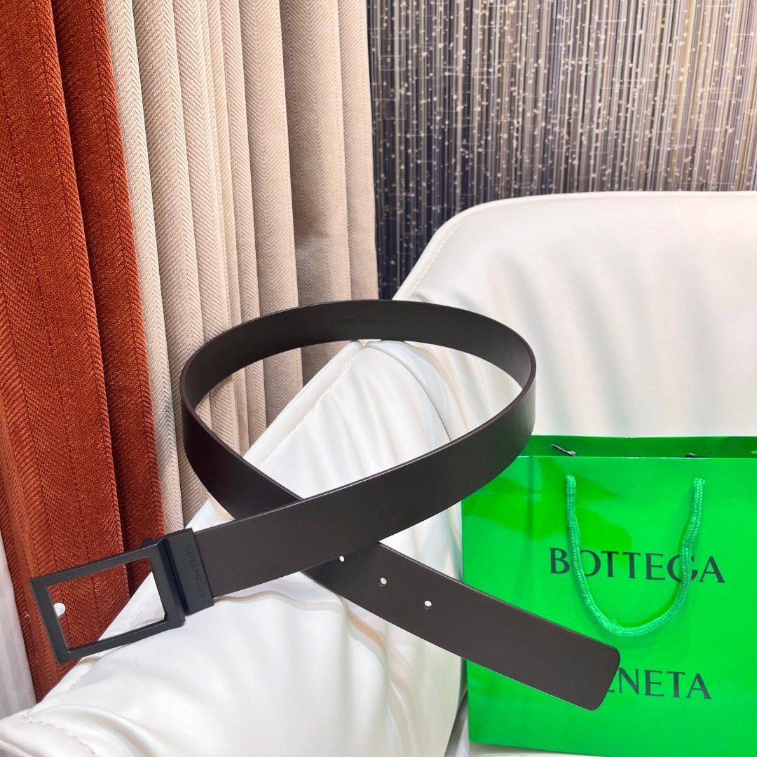 Bottega Veneta Black Leather Belt