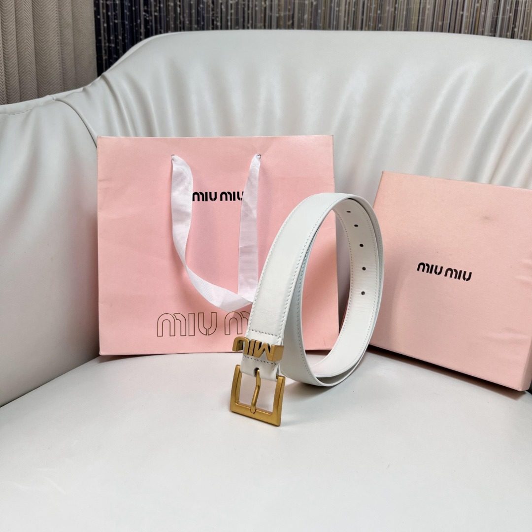 Miu Miu Leather Belt