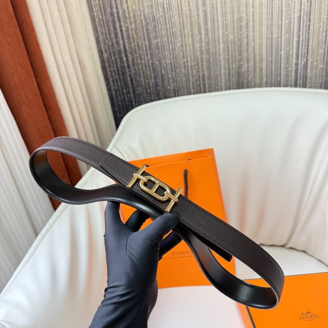 Hermès Reversible Leather Belt with Gold Buckle