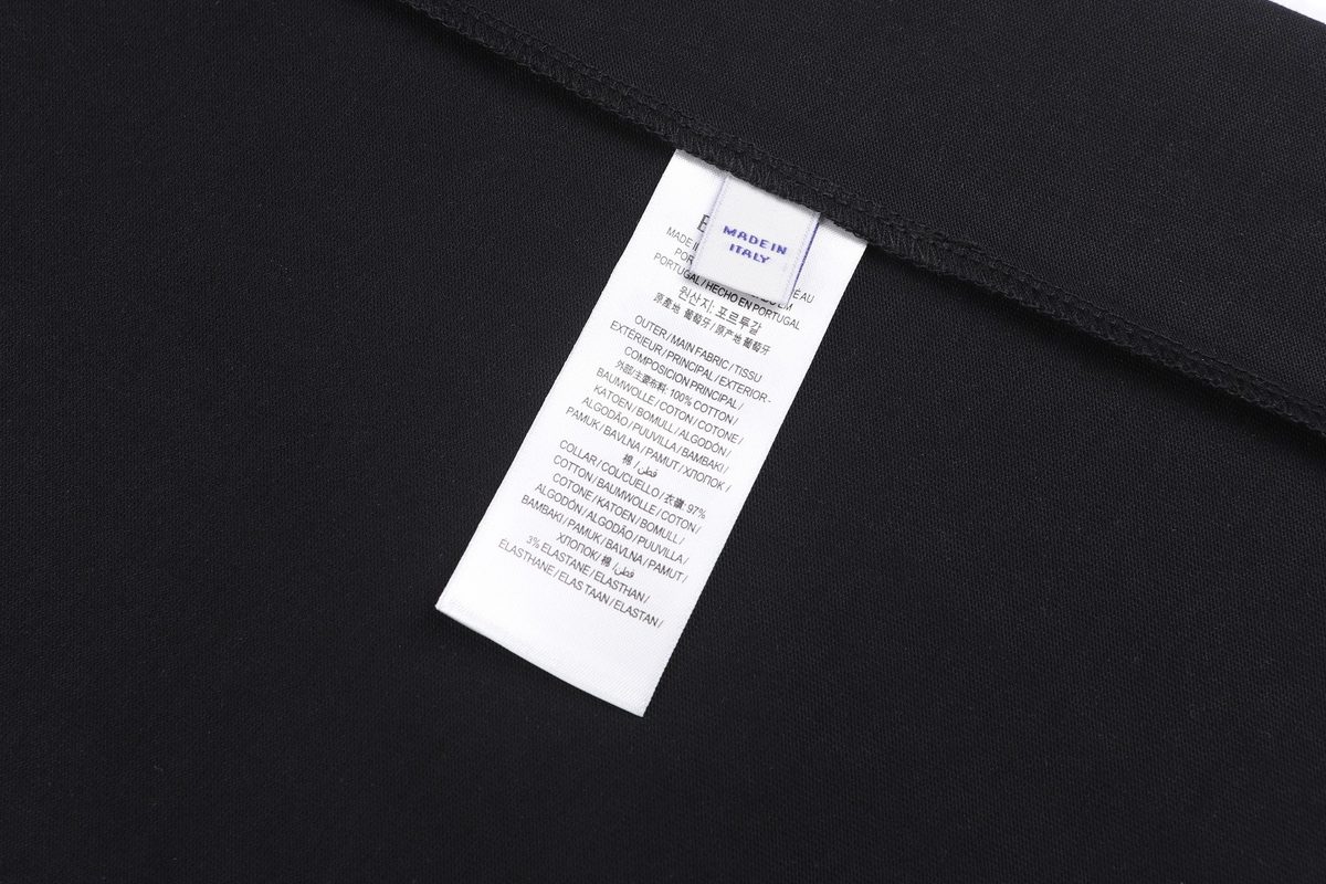 Burberry Metal Knight Emblem Cotton T-Shirt