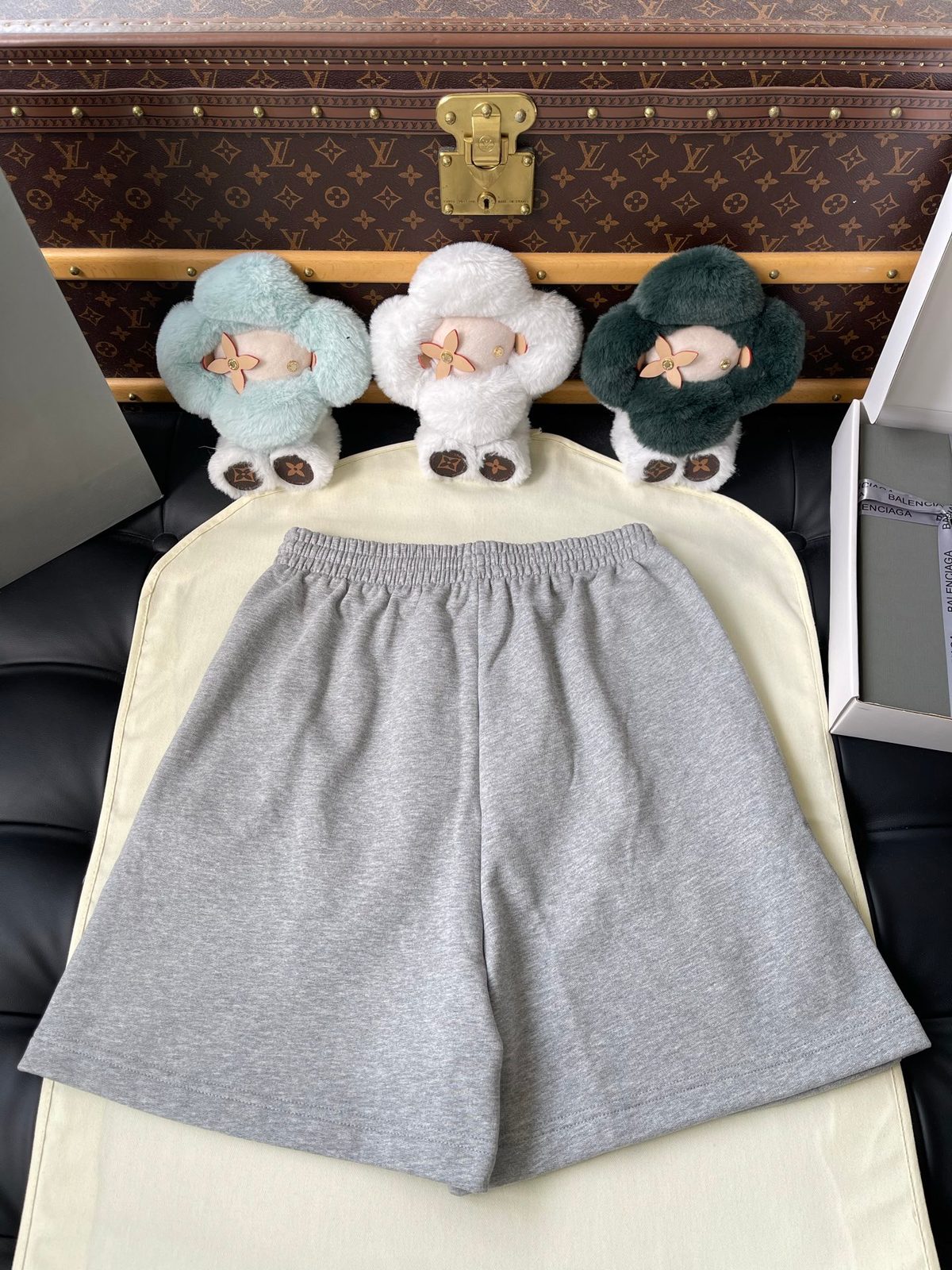 Balenciaga Wardrobe Unfit Grey Shorts