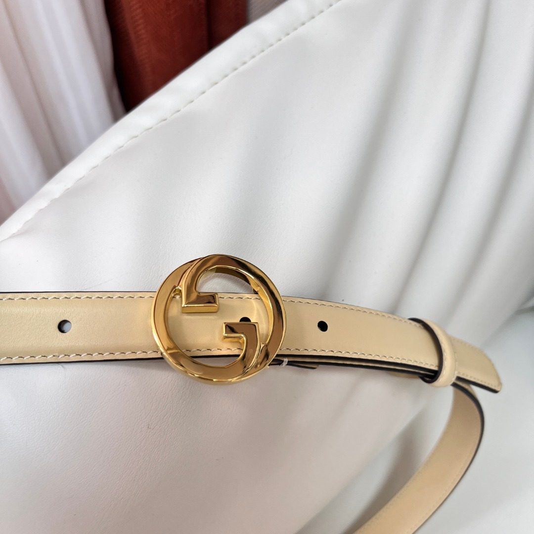 Gucci GG Marmont Leather Belt Cream