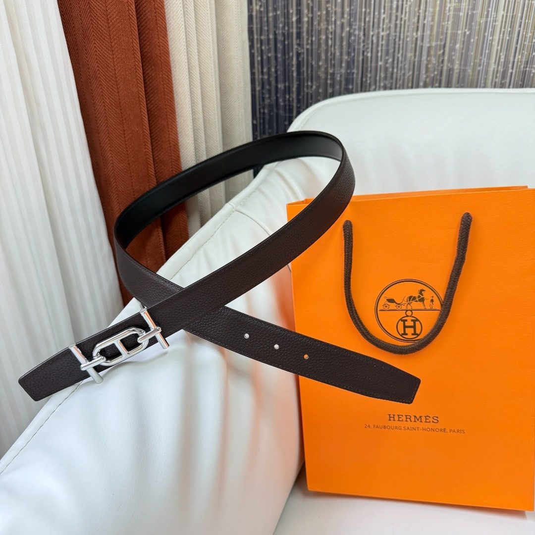 Hermès Reversible Leather Belt with H Buckle