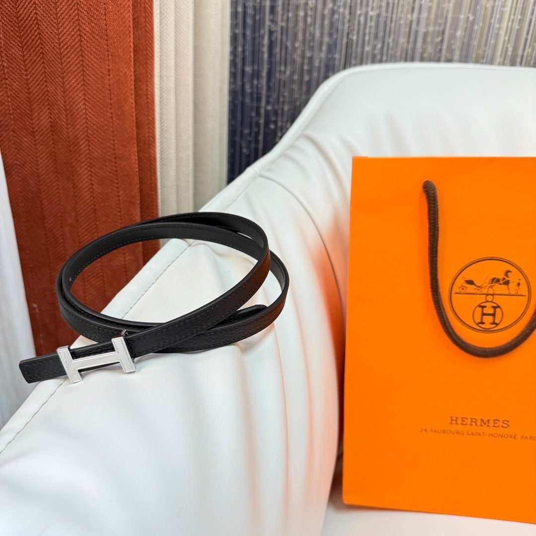 Hermès H-Buckle Reversible Leather Belt