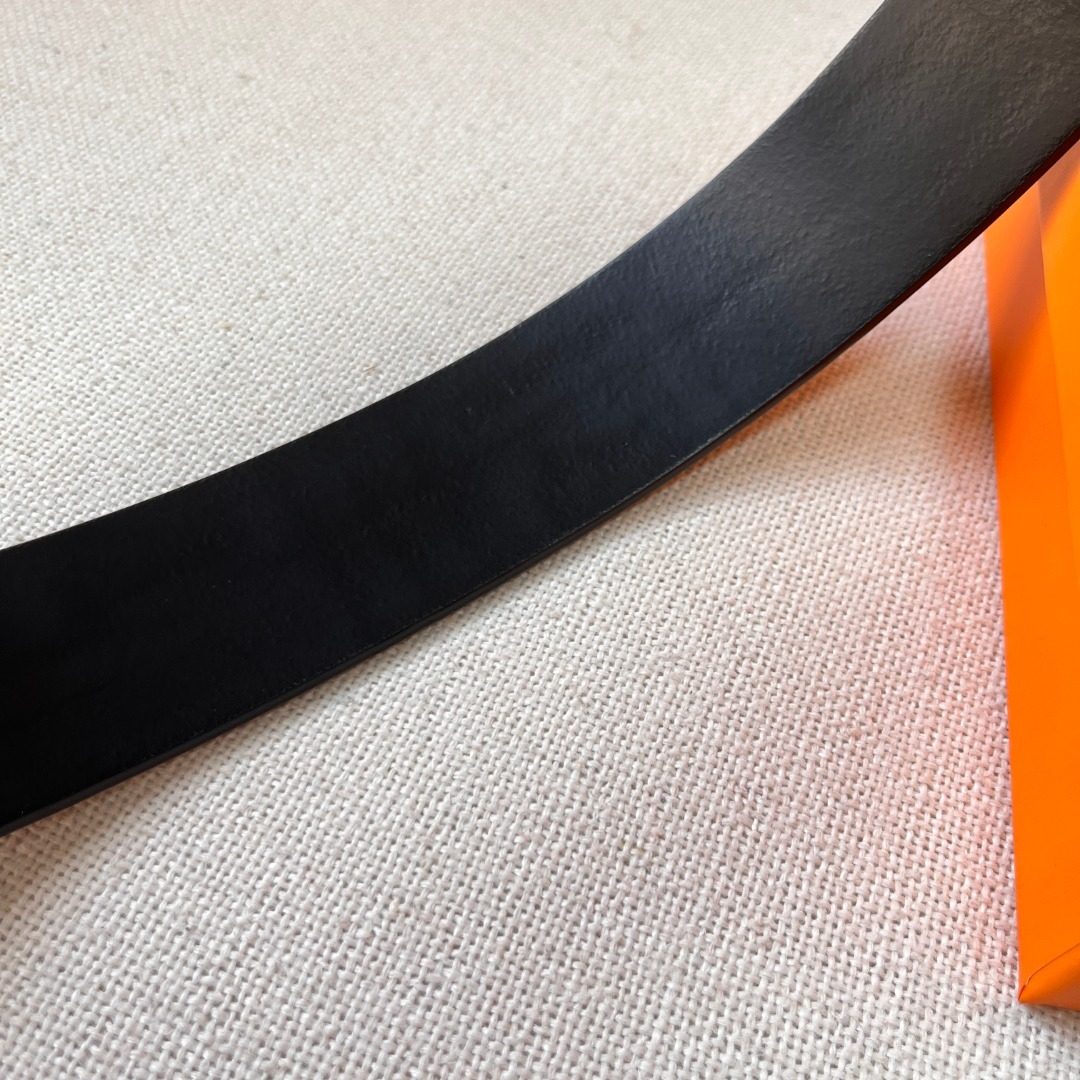 Hermès Black Leather Belt with H Buckle
