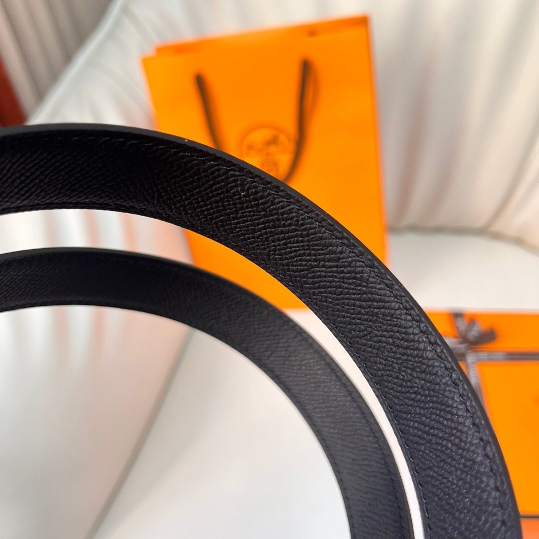 Hermès Leather Circle Buckle Belt