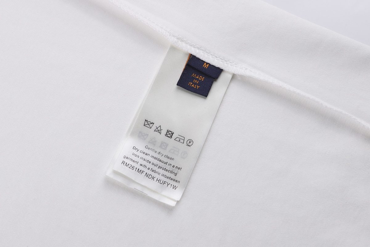 Louis Vuitton Circle Logo Embroidered T-Shirt