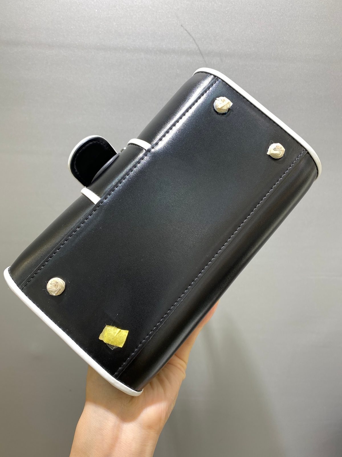 Delvaux Brillant Leather Shoulder Bag