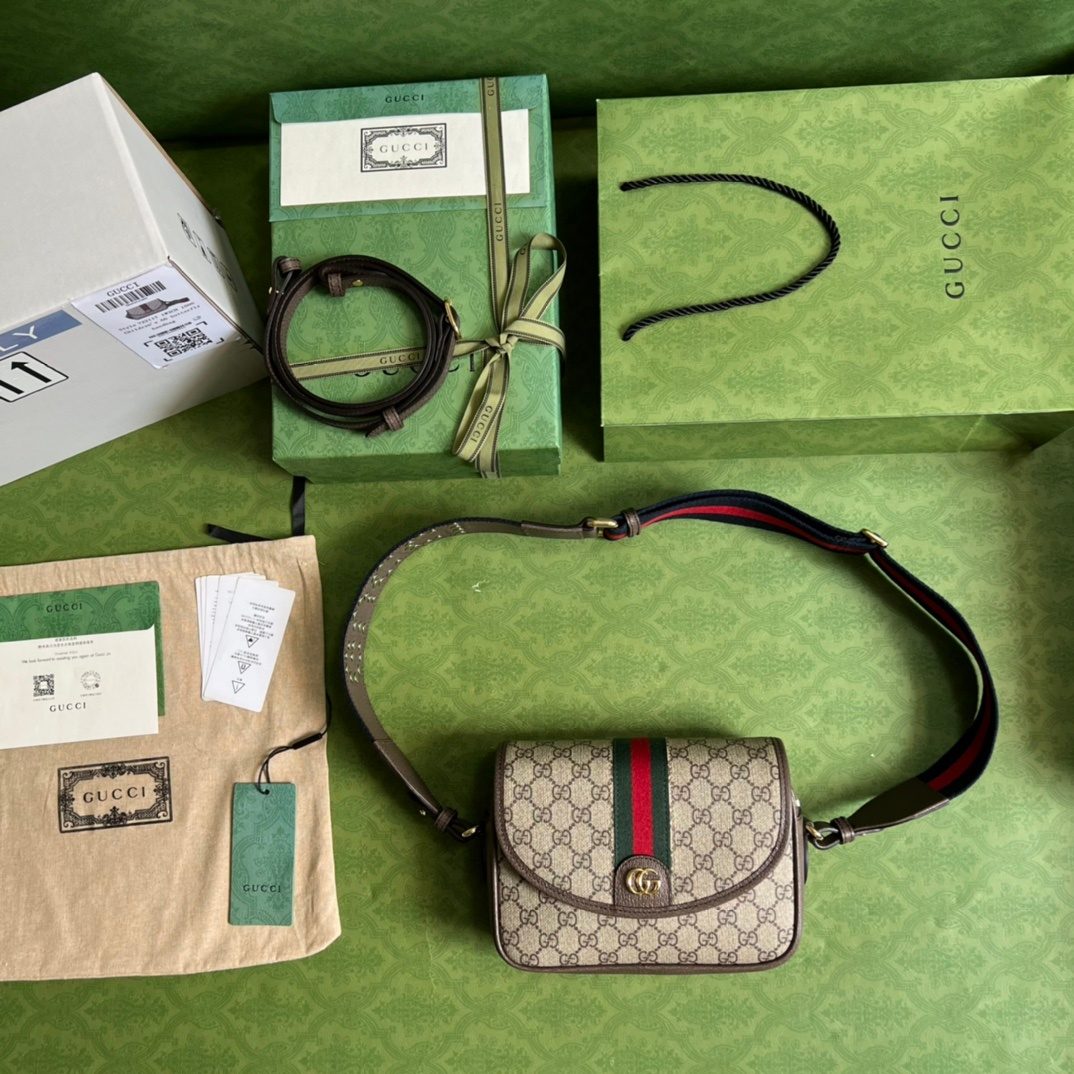 Gucci GG Marmont Shoulder Bag