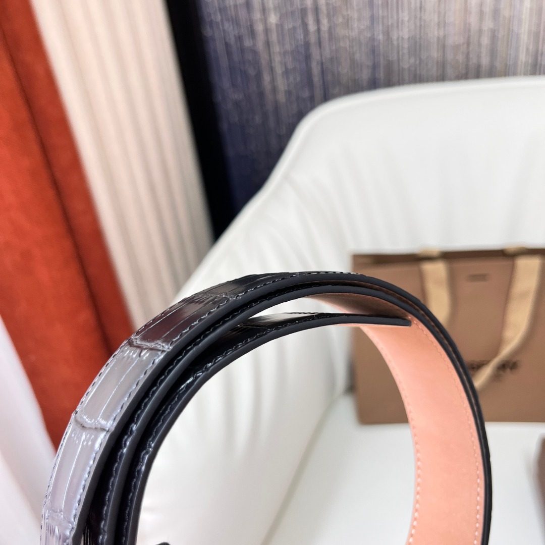 Burberry Crocodile Embossed Leather Belt