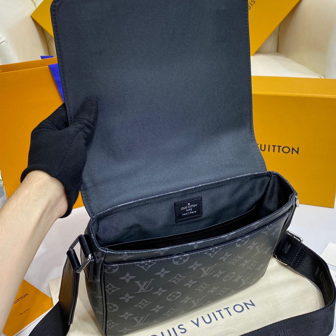 Louis Vuitton Damier Graphite Messenger Bag